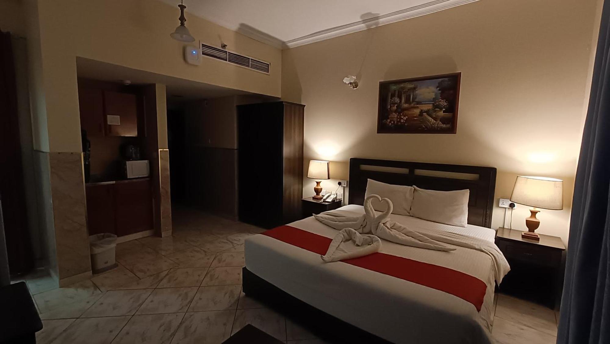 Ruwi Beach Hotel Apartments - Maha Hospitality Group ชาร์จาห์ ภายนอก รูปภาพ